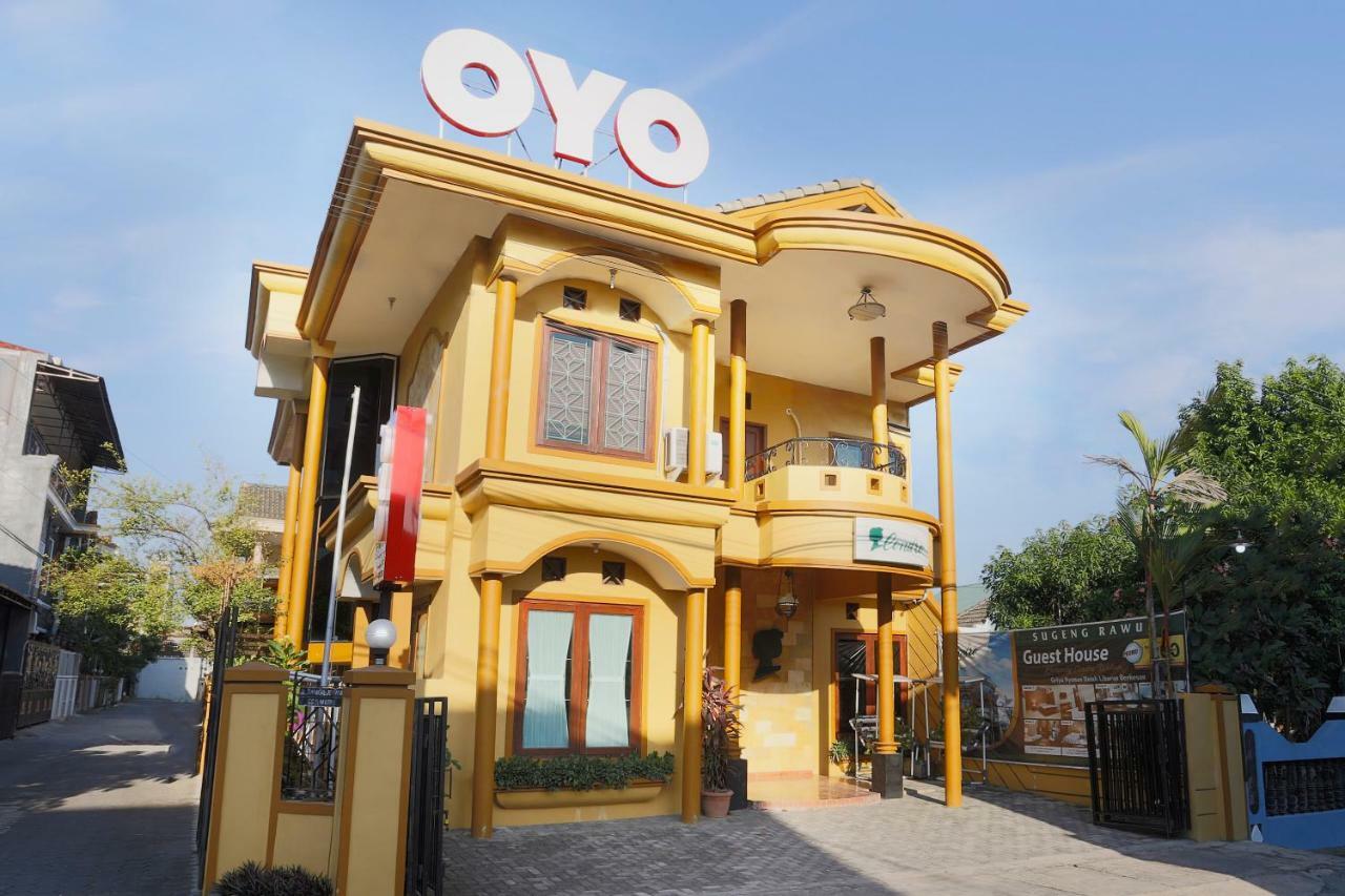 Oyo 1072 Kampung Condro Wulan Guesthouse Maguwo Екстериор снимка