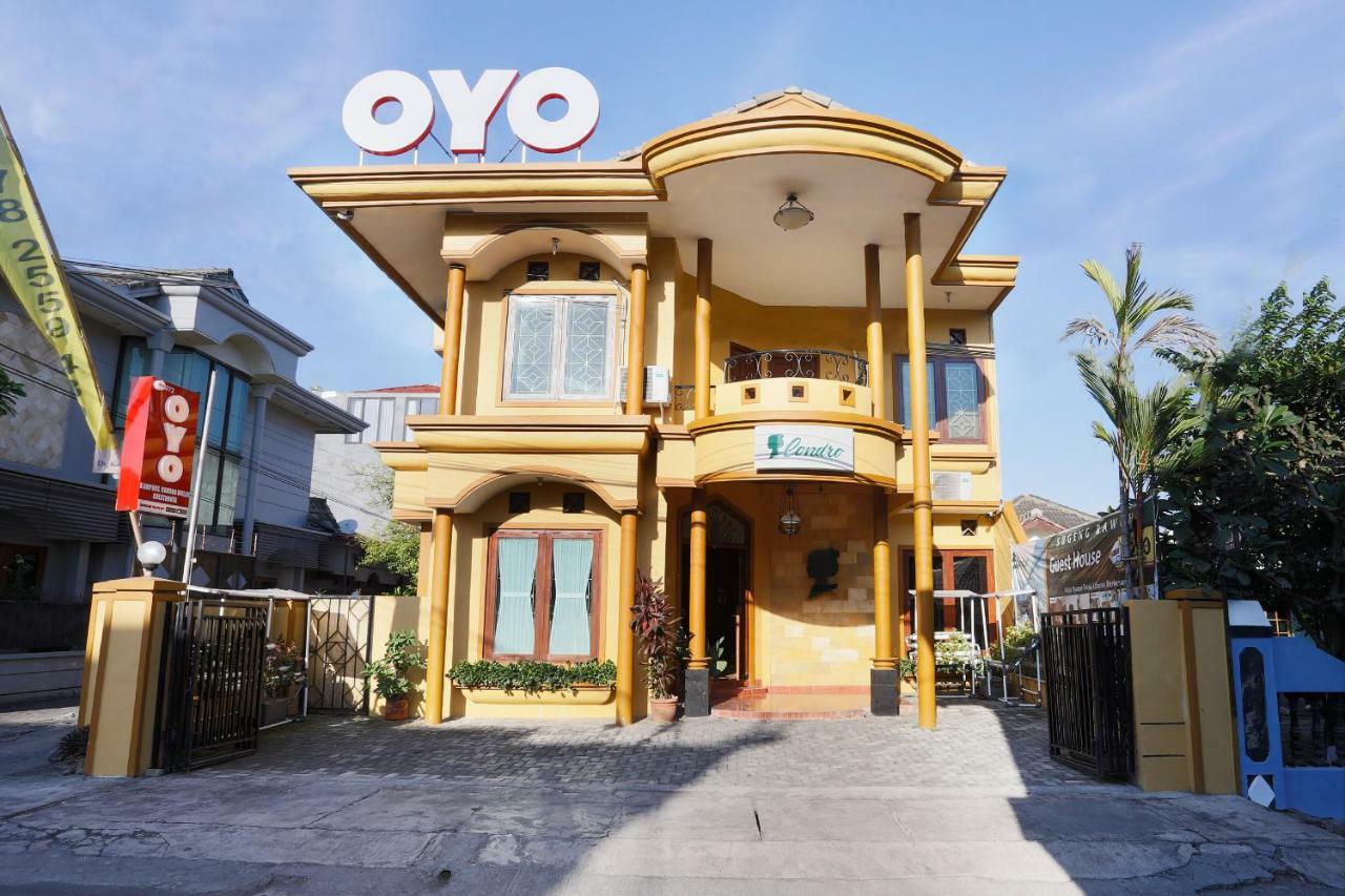 Oyo 1072 Kampung Condro Wulan Guesthouse Maguwo Екстериор снимка