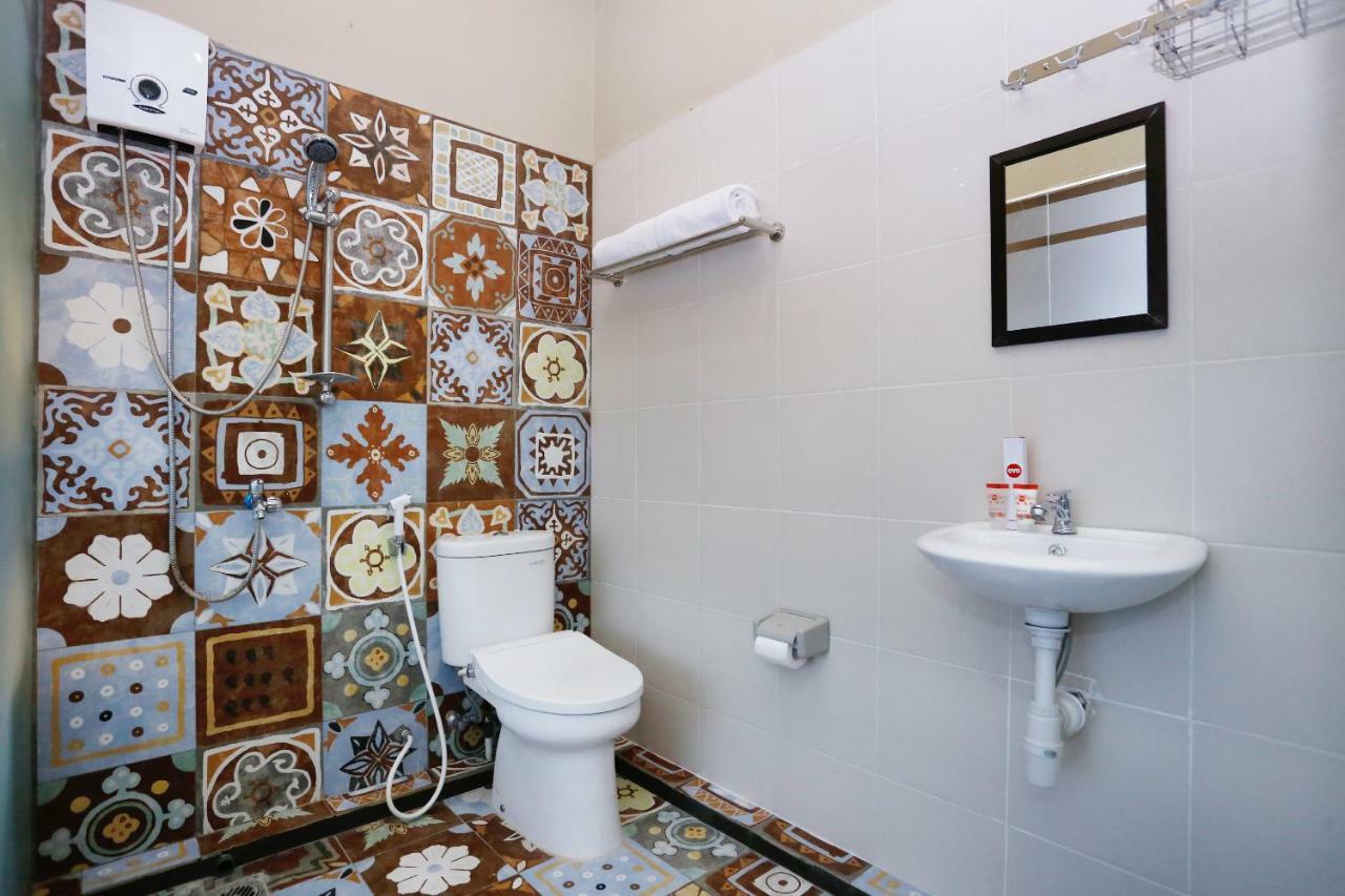 Oyo 1072 Kampung Condro Wulan Guesthouse Maguwo Екстериор снимка